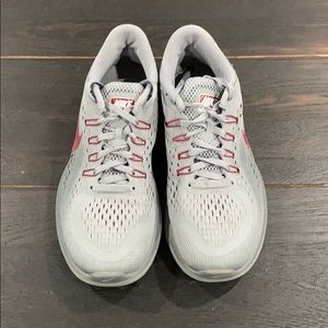 Women’s Nike Flex Run, size 8.5.
